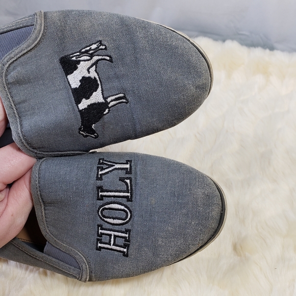 FREE🛍 w Purchase || Bar III || Holy Cow Grey Canvas Flats || Size 8 - Picture 5 of 7